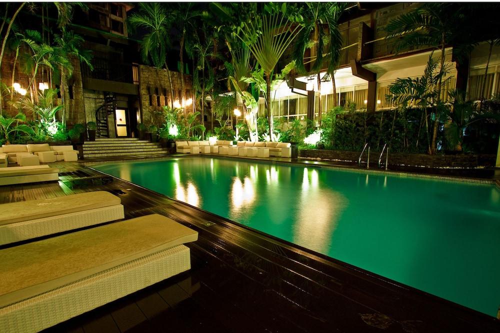 The Sulo Riviera Hotel Quezon City Buitenkant foto