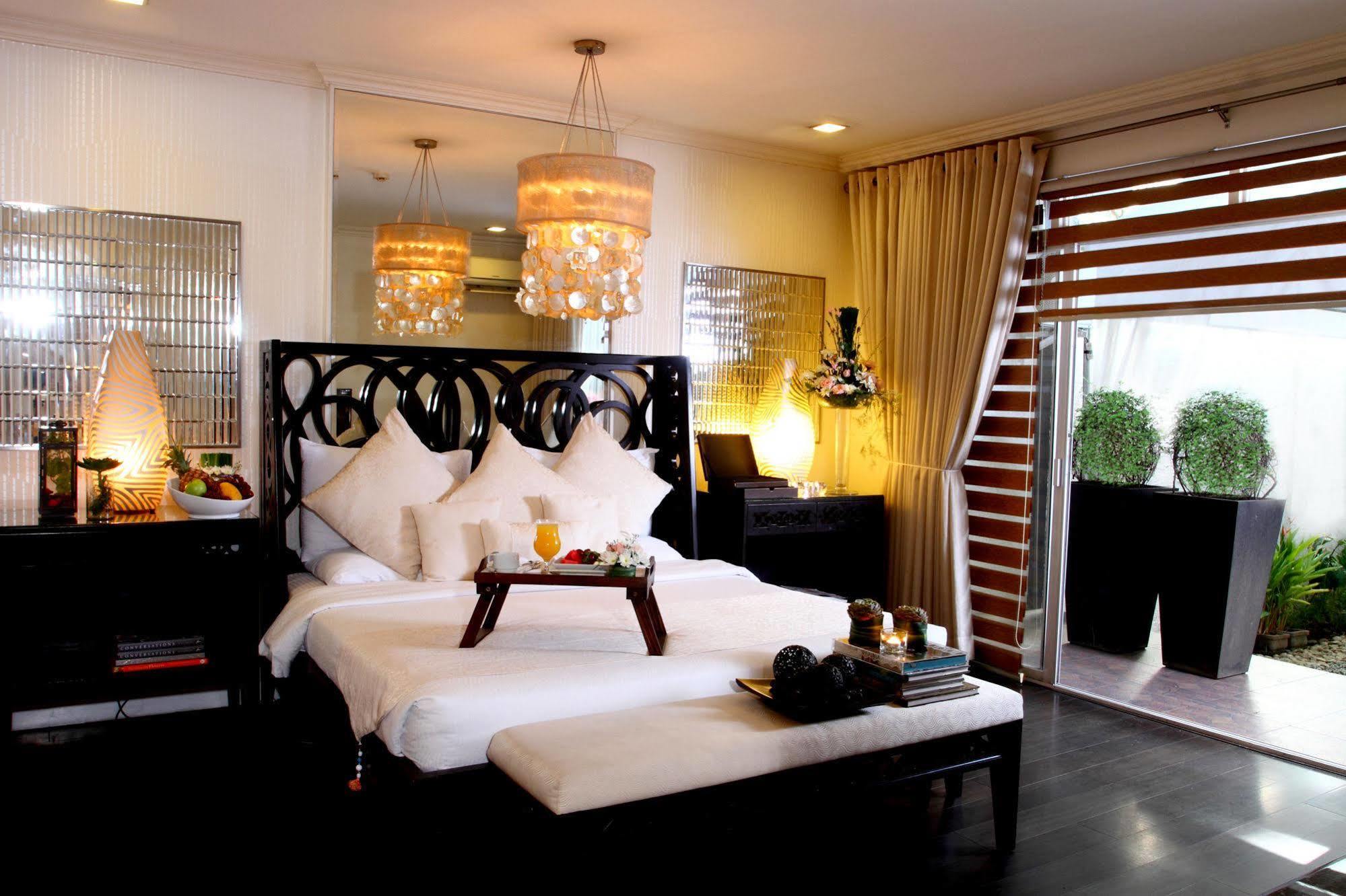 The Sulo Riviera Hotel Quezon City Buitenkant foto